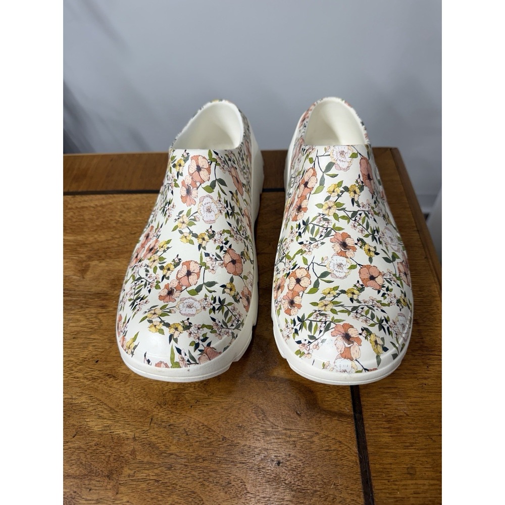 Joybees The Grove Women's 10 White Floral Slip On Garden Foam Chunky‎ Clogs